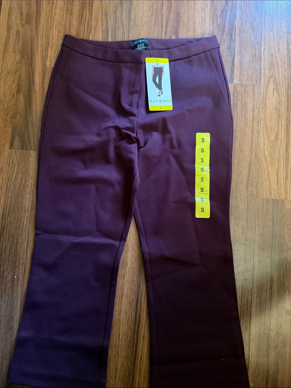 Max & Mia Straight-Leg Pull-On Pants in Burgundy